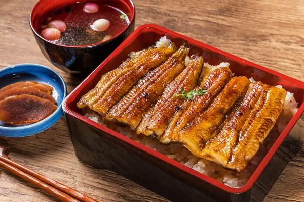 Món lươn nướng ẩm thực saitama