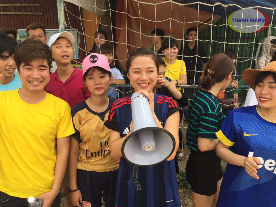 Cô động viên xinh đẹp của  Thanh Giang