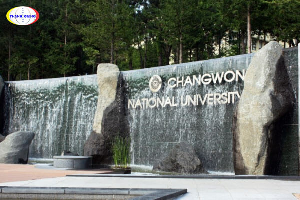 Chương trình Học bổng - Học phí