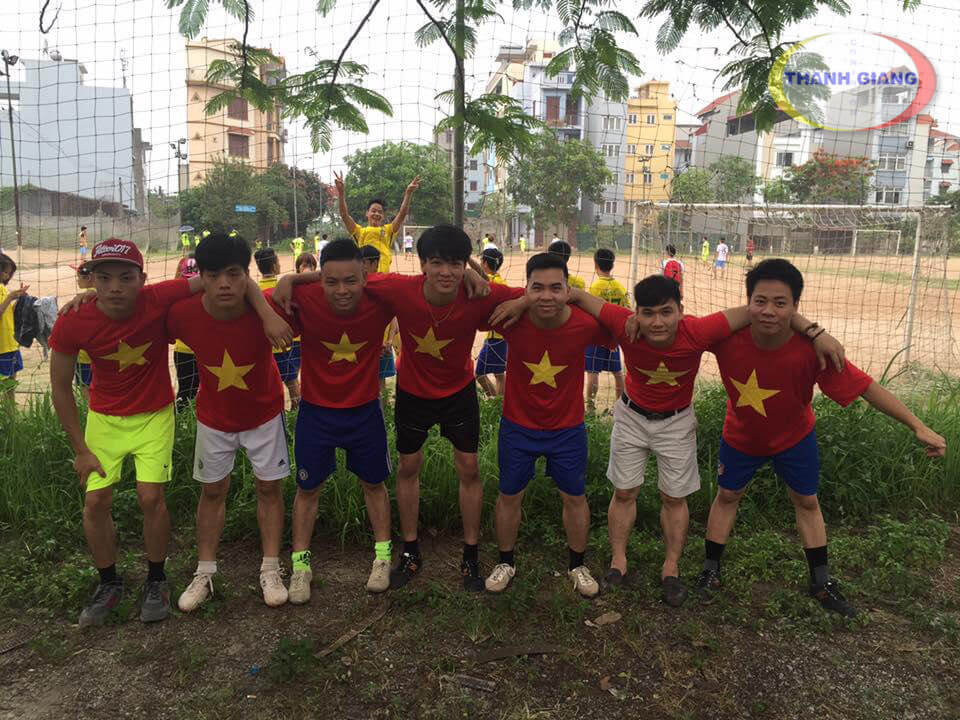 Đội bóng cờ đỏ sao vàng