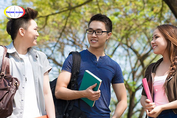 Học ngành truyền thông tại Nhật Bản ra làm gì