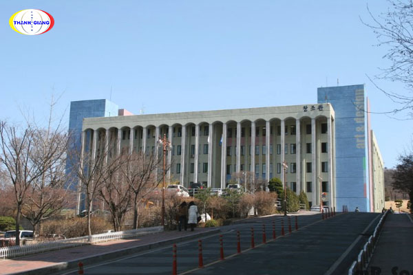 Chương trình Học bổng - Học phí