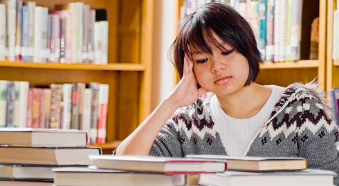 khó khăn trong vấn đề đi du học