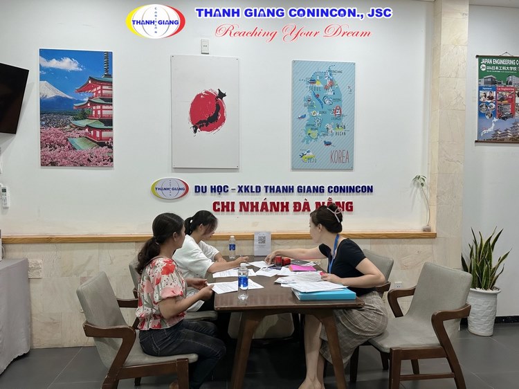 Chào đón các bạn học sinh vào mùa nhập học mới