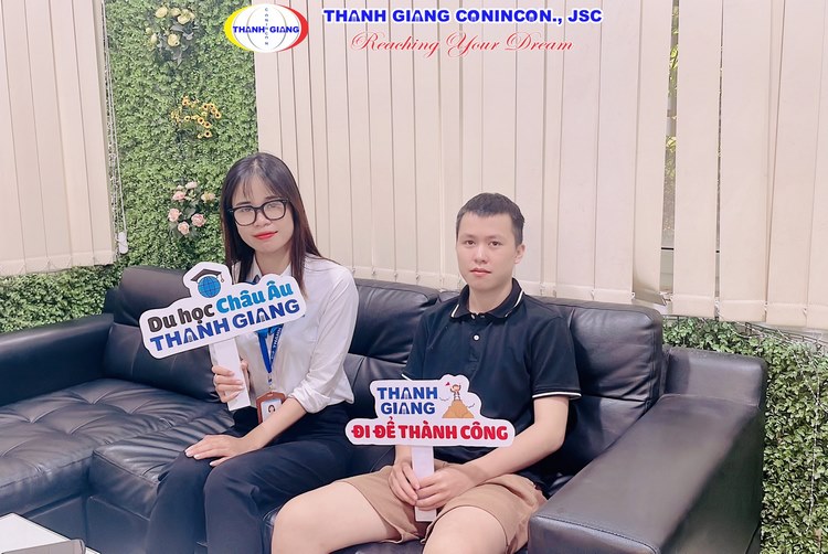 Chào đón các bạn học sinh vào mùa nhập học mới