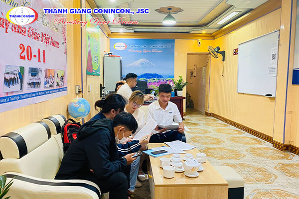 Học sinh nhập học chi nhánh Hải Dương Thanh Giang