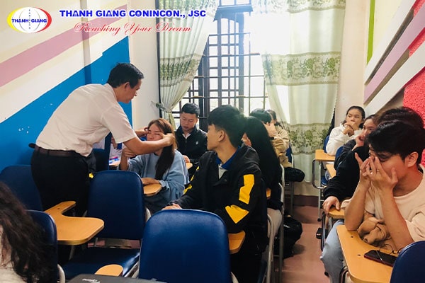 Đào tạo học viên Thanh Giang CN Huế