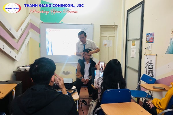 Đào tạo học viên Thanh Giang CN Huế
