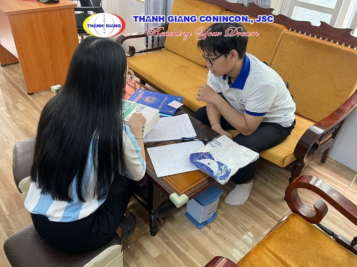 Cánh cửa tri thức đã mở đón chào học sinh mới tới Thanh Giang