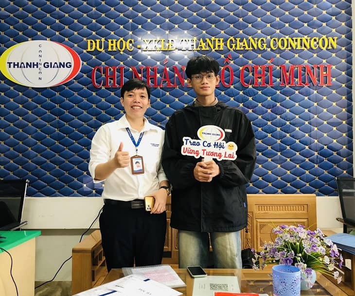 Nô nức học sinh nhập học trung tâm Thanh Giang đầu tuần mới