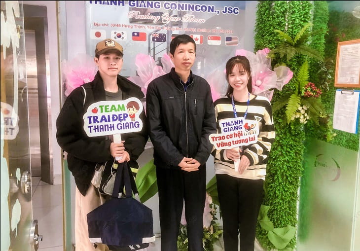 Nô nức học sinh nhập học trung tâm Thanh Giang đầu tuần mới