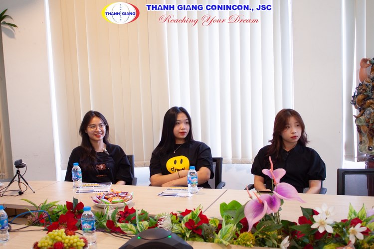 Hội thảo du học Canada tại Thanh Giang với Royal Crown School