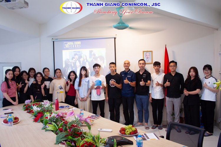 Hội thảo du học Canada tại Thanh Giang với Royal Crown School
