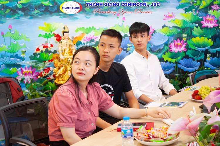 Hội thảo du học Canada tại Thanh Giang với Royal Crown School