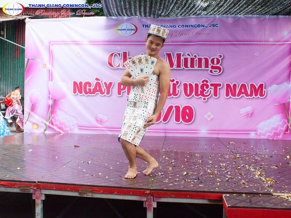 Bùng nổ sắc màu tài năng học sinh Thanh Giang chào mừng ngày 20-10