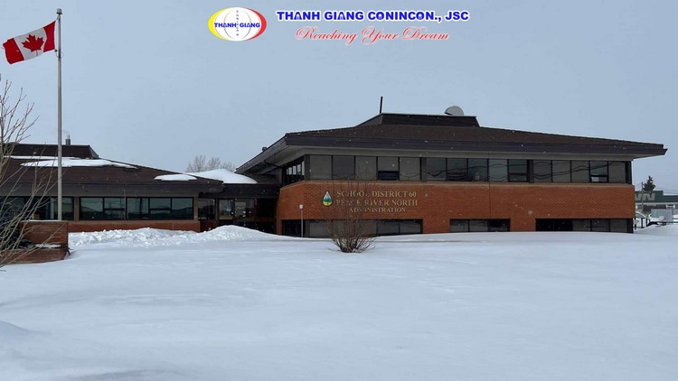 Trường trung học District 60 - Peace River North (School District 60 - Peace River North)