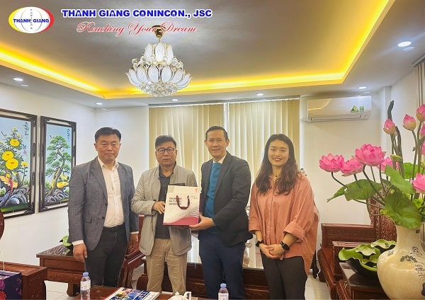 Nhiệt liệt vui mừng chào đón sự thăm hỏi của Quý thầy cô trường đại học quốc gia Chungbuk - Chungbuk National University