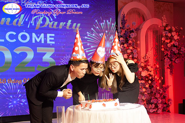 CÔNG TY THANH GIANG TỔNG KẾT CUỐI NĂM VÀ TỔ CHỨC YEAR END PARTY 2022 CÔNG TY THANH GIANG TỔNG KẾT CUỐI NĂM VÀ TỔ CHỨC YEAR END PARTY 2022