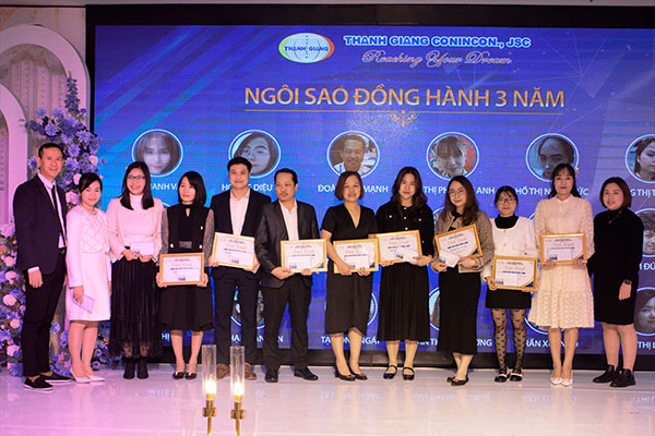 CÔNG TY THANH GIANG TỔNG KẾT CUỐI NĂM VÀ TỔ CHỨC YEAR END PARTY 2022 CÔNG TY THANH GIANG TỔNG KẾT CUỐI NĂM VÀ TỔ CHỨC YEAR END PARTY 2022