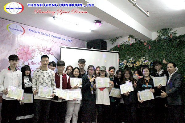 Quốc tế Phụ nữ - ngày vinh danh những bông hoa yêu kiều của thế giới