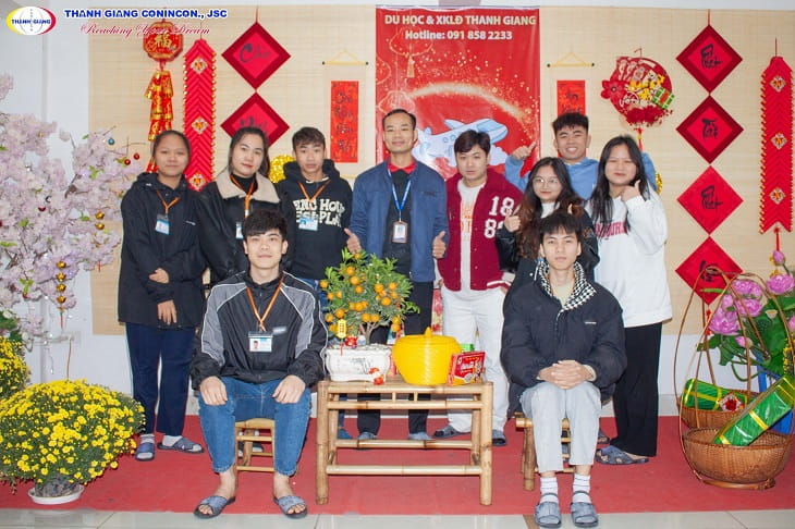 “Đón Xuân Giáp Thìn - Tết Trọn Niềm Vui”: Chương Trình Ngoại Khóa Mang Lại Nhiều Ý Nghĩa