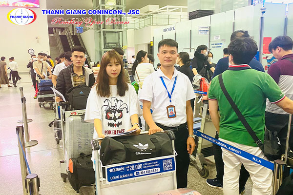 tiễn học sinh Thanh Giang du học Hàn Quốc