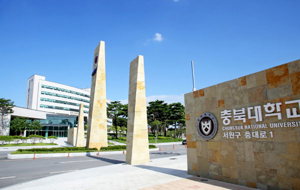 Nhiệt liệt vui mừng chào đón sự thăm hỏi của Quý thầy cô trường đại học quốc gia Chungbuk - Chungbuk National University