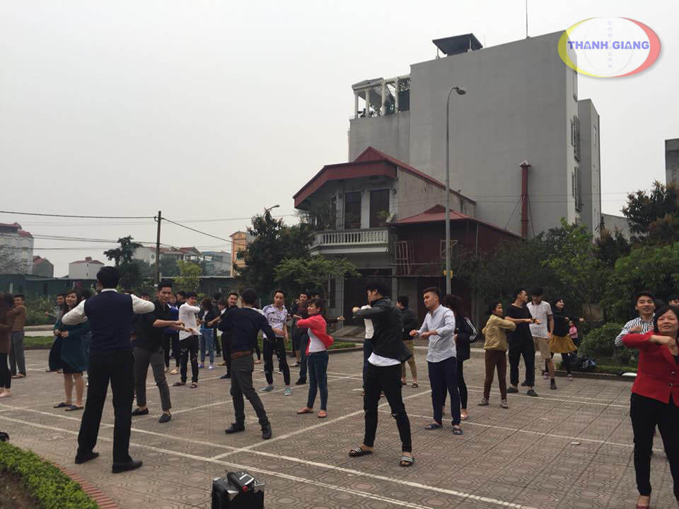 Rèn luyện sức khỏe tại công ty du học uy tín Thanh Giang 2