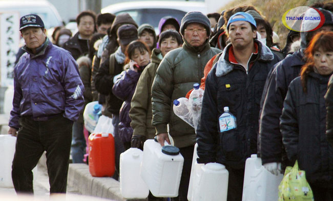 Văn h&oacute;a xếp h&agrave;ng của Người Nhật