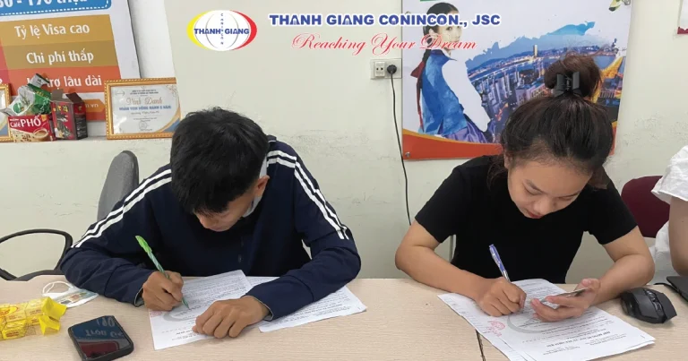 Đại học Vistula – Vistula University (Ba lan)