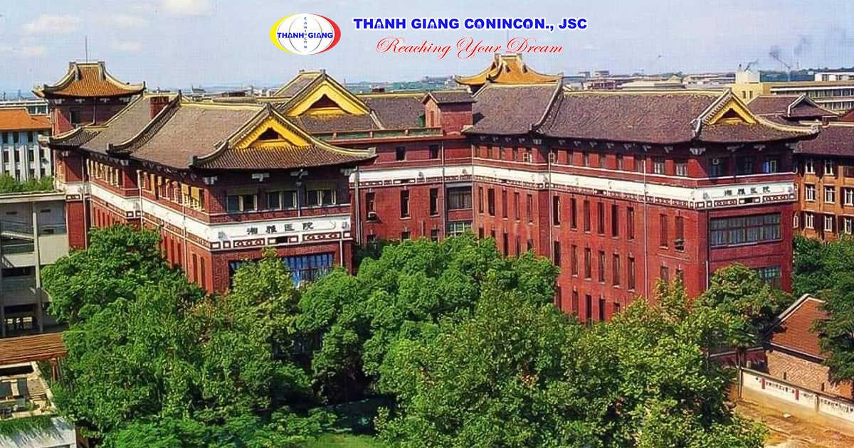Các tòa tại Đại học Trung Nam từ trên cao