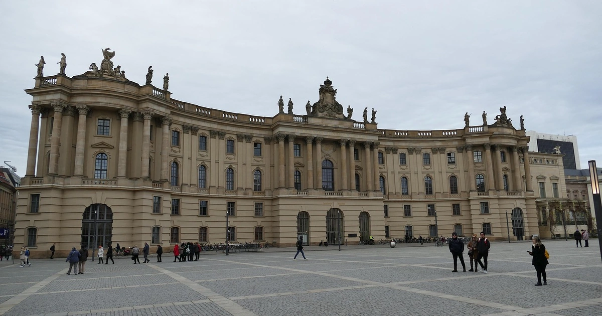 Tòa nhà Đại học Humboldt ở Berlin, Đức
