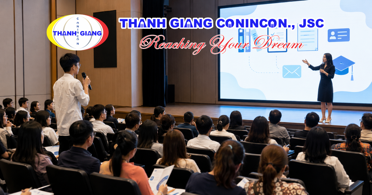 Du học sinh tham gia buổi hỏi đáp về kinh nghiệm chuẩn bị hồ sơ du học Trung Quốc