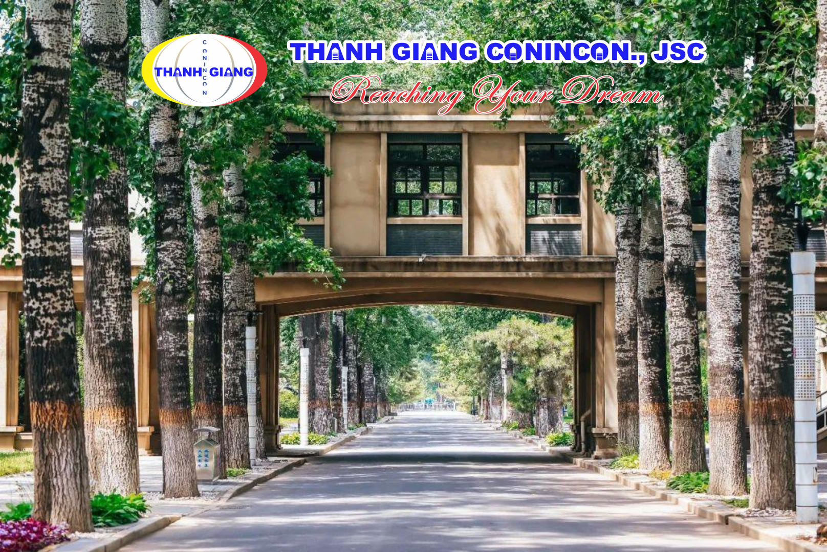 Hành lang nối độc đáo và con đường rợp bóng cây tại Đại học Hàng không Vũ trụ Bắc Kinh