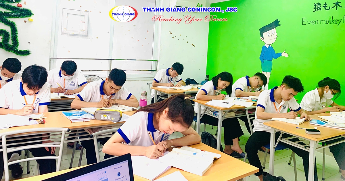 học tiếng để chuẩn bị đi Nhật