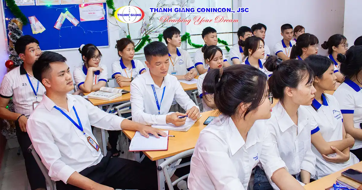 lớp học ngoại ngữ tại Thanh Giang