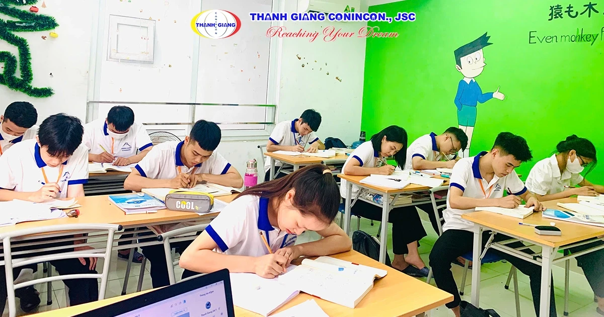 học tiếng để chuẩn bị đi Nhật