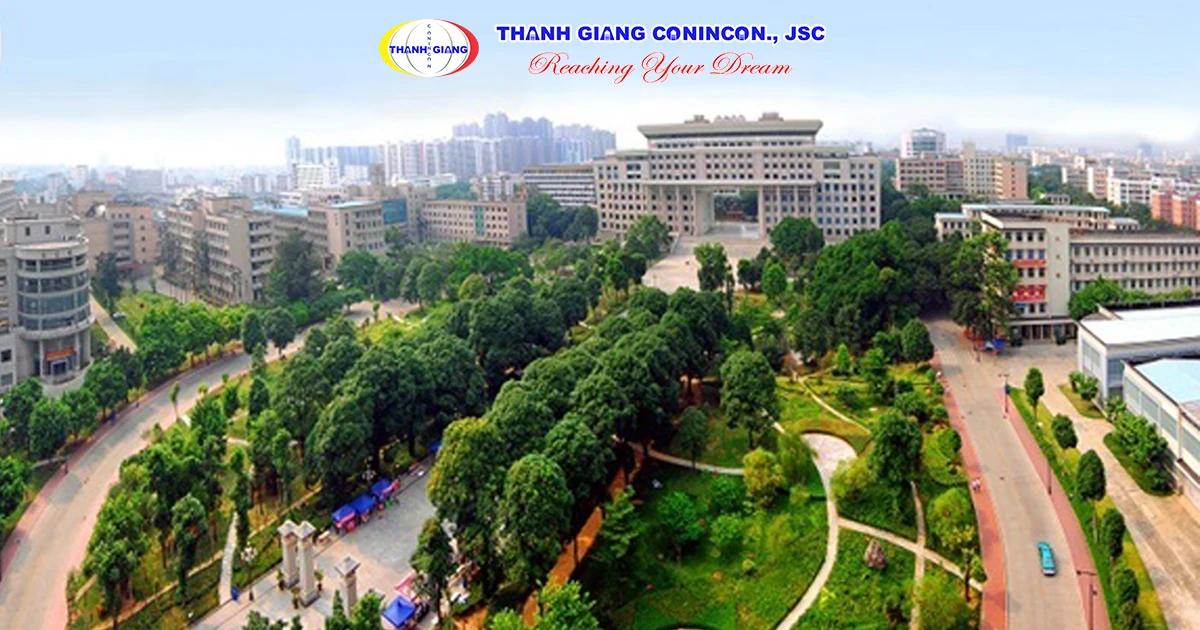 Toàn cảnh khuôn viên Đại học Quảng Tây tại thành phố Nam Ninh