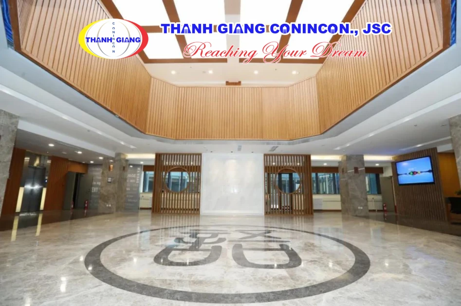Sảnh chính hiện đại với biểu tượng đặc trưng tại Đại học Ngôn ngữ Bắc Kinh
