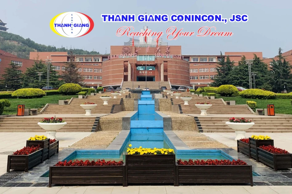 Toàn cảnh trục đường chính và các tòa nhà tại Đại học Sơn Đông