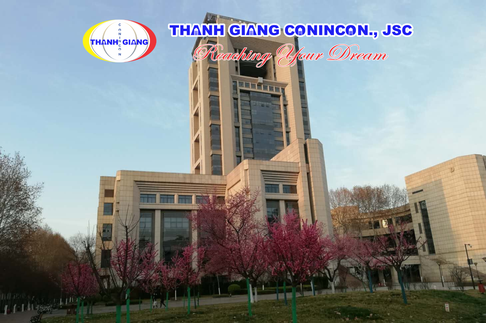 Tòa nhà kiến trúc đặc trưng trong khuôn viên Đại học Giao thông Tây An